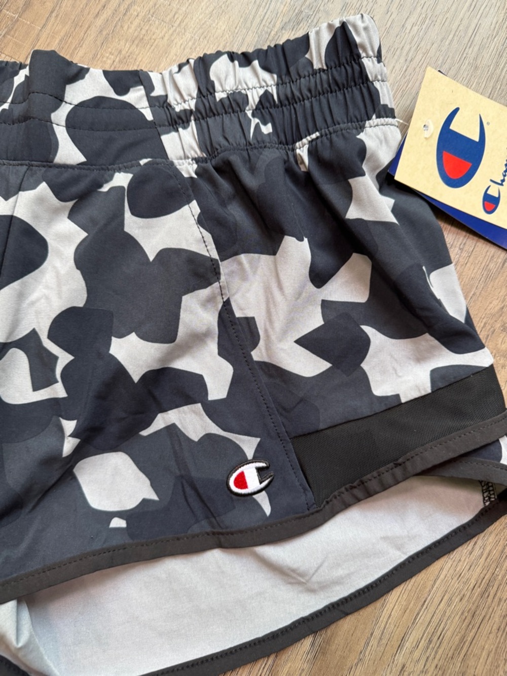 Champion Women's Black & White Camo Running Shorts - Brand New - Size Small - Picture 5 of 12